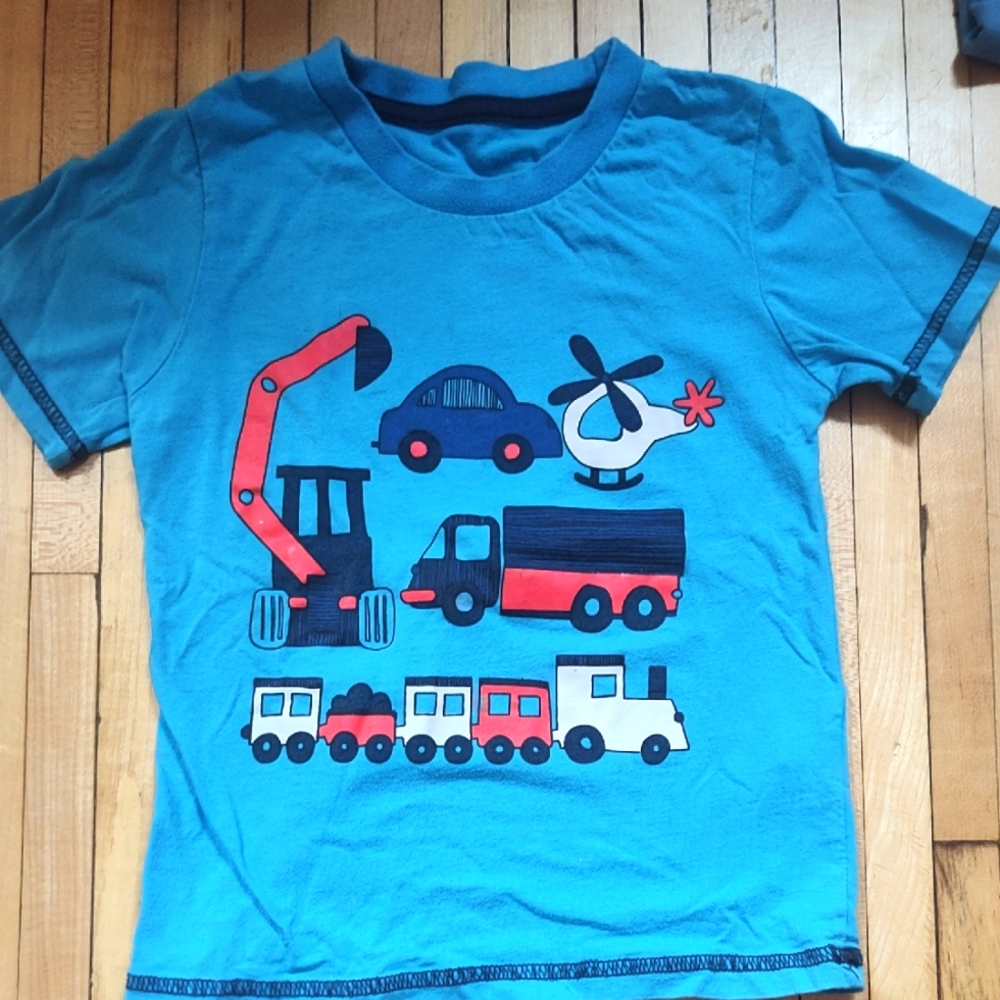 🔴5/$10 Blue Kids T-Shirt with Vehicle Print